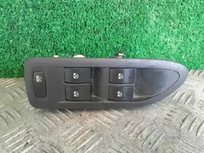 Автозапчастина б/у ПЕРЕДНІ ВІКНИЙ ВМИКАЧ для RENAULT LAGUNA II (BG0)  Посилання на OEM IAM 8200397299B  