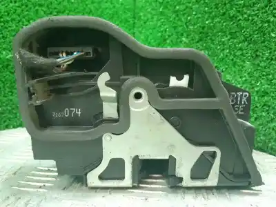 Second-hand car spare part front right door lock for bmw x3 (e83) 2.5si oem iam references 7167074  