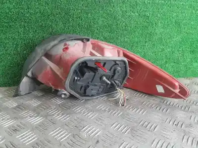 Pièce détachée automobile d'occasion Feu Arrière Gauche pour PEUGEOT 206 CC CC Références OEM IAM 2531  