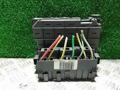 Pièce détachée automobile d'occasion boîtes à fusibles pour peugeot 307 break / sw (s1) sw pack références oem iam 9650664080  