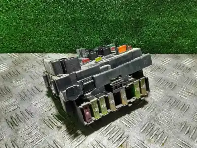 Pièce détachée automobile d'occasion boîtes à fusibles pour peugeot 307 break / sw (s1) sw pack références oem iam 9650664080  