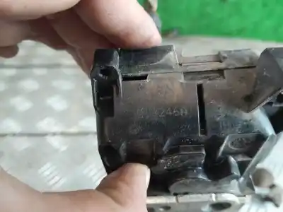 Second-hand car spare part left front door lock for renault modus confort dynamique 98 cv / 72 kw oem iam references 219246  