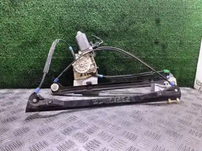 Pièce détachée automobile d'occasion LÉVE GLACE AVANT GAUCHE pour VOLKSWAGEN POLO BERLINA (6N2)  Références OEM IAM   2 PINS