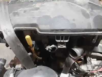 Автозапчастина б/у двигун комплект для renault clio iii collection посилання на oem iam d4fd7  palet 8010