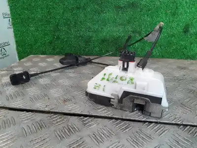 Second-hand car spare part Left Front Door Lock for RENAULT TWINGO Authentique OEM IAM references 090211  