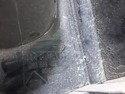 Second-hand car spare part right tailgate light for renault twingo authentique oem iam references 8200387889  