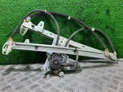 Recambio de automóvil de segunda mano de ELEVALUNAS DELANTERO DERECHO para CITROEN XSARA PICASSO (N68)  referencias OEM IAM 0130821762  2 PINS