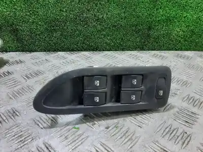 Автозапчастина б/у ПЕРЕДНІ ВІКНИЙ ВМИКАЧ для RENAULT LAGUNA II (BG0)  Посилання на OEM IAM 8200397299B  