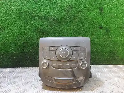 Peça sobressalente para automóvel em segunda mão Sistema De áudio / Rádio Cd por CHEVROLET ORLANDO LT Referências OEM IAM 95020065  