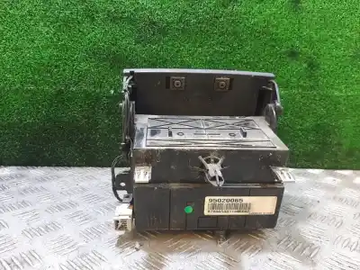 Peça sobressalente para automóvel em segunda mão sistema de áudio / rádio cd por chevrolet orlando lt referências oem iam 95020065  