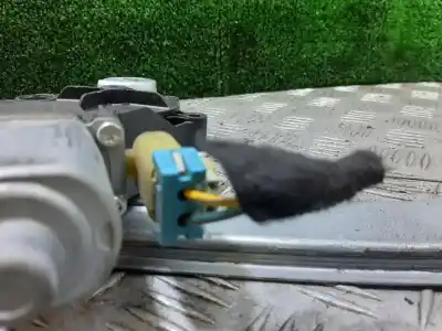 Peça sobressalente para automóvel em segunda mão elevador de vidros dianteira esquerda por chevrolet orlando lt referências oem iam 