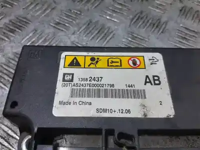 Peça sobressalente para automóvel em segunda mão Centralina De Airbag por CHEVROLET ORLANDO LT Referências OEM IAM 13582437  