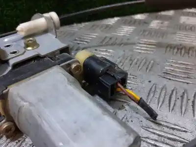 Second-hand car spare part passenger side right window regulator for kia picanto 1.1 active oem iam references  2 pins 