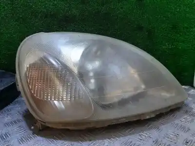 Second-hand car spare part right headlight for toyota yaris active oem iam references 