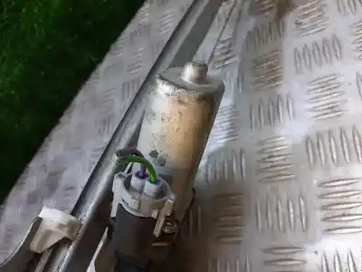 Second-hand car spare part driver left window regulator for dacia sandero ambiance oem iam references 8200733829