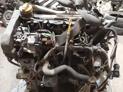 Second-hand car spare part complete engine for renault scenic ii confort authentique 101 cv / 74 kw oem iam references k9k726  palet 8012