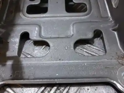 Pezzo di ricambio per auto di seconda mano LEVA DEL FRENO A MANO per RENAULT MEGANE II BERLINA 5P  Riferimenti OEM IAM 8200273004  