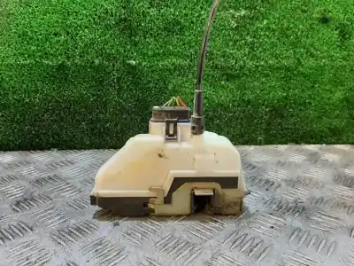 Peça sobressalente para automóvel em segunda mão fechadura da porta dianteira esquerda por citroen c3 1.6 16v hdi referências oem iam 46982980  