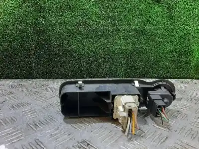 Second-hand car spare part left front power window switch for renault modus confort dynamique 98 cv / 72 kw oem iam references 8200277630a  