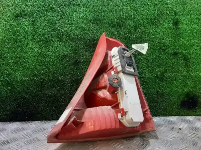 Peça sobressalente para automóvel em segunda mão farolim traseiro esquerdo por renault clio ii fase ii (b/cb0) authentique 58 cv / 43 kw referências oem iam   