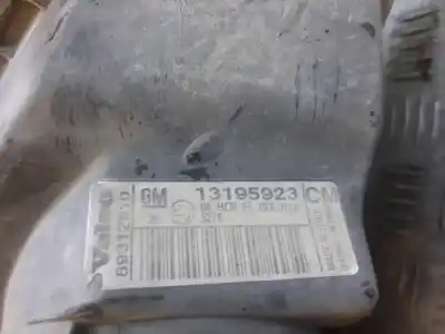 Second-hand car spare part left headlight for opel combo familiar oem iam references 13195923  