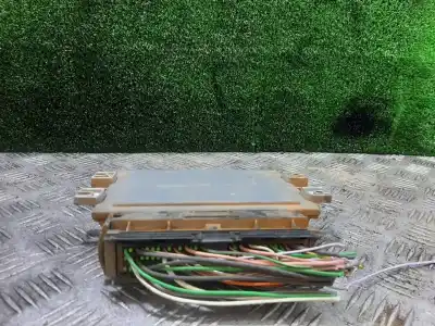 Second-hand car spare part ecu engine control for renault clio ii fase ii (b/cb0) authentique 58 cv / 43 kw oem iam references 8200326395