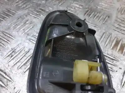 Second-hand car spare part exterior left front door handle for renault clio ii fase ii (b/cb0) base authentique 65 cv / 48 kw oem iam references 8200028994  