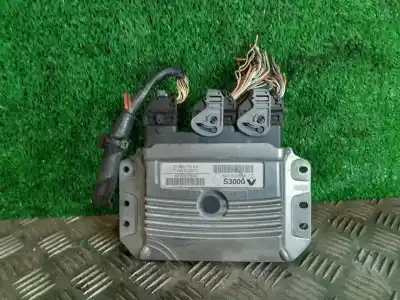 Second-hand car spare part ECU ENGINE CONTROL for RENAULT SCENIC II Adventure by Coronel Tapiocca OEM IAM references 8200611648  