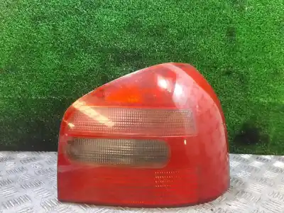 İkinci el araba yedek parçası SAG KUYRUK LAMBASI için AUDI A3 (8L) 1.9 TDI OEM IAM referansları 8L0945096  