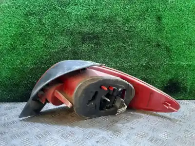 Recambio de automóvil de segunda mano de PILOTO TRASERO IZQUIERDO para PEUGEOT 206 BERLINA E-Music referencias OEM IAM   