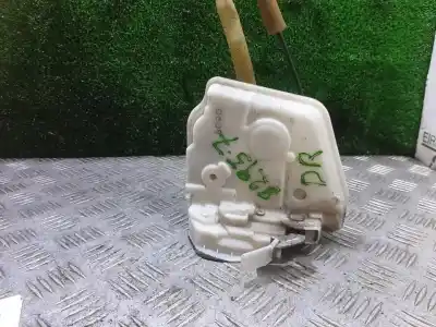 Second-hand car spare part front right door lock for mazda 2 lim. (de) 1.4 diesel cat oem iam references   