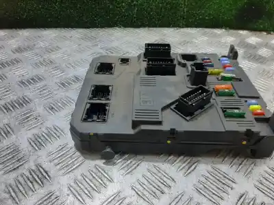 Second-hand car spare part fuse box unit for citroen c2 sx oem iam references 9652474380  