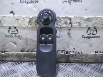 Second-hand car spare part Left Front Power Window Switch for RENAULT MODUS Confort Dynamique 98 CV / 72 KW OEM IAM references 8200277630A  