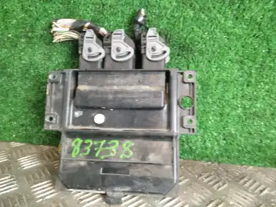 Peça sobressalente para automóvel em segunda mão centralina de motor uce por renault clio ii fase ii (b/cb0) base authentique 65 cv / 48 kw referências oem iam 8200331477
