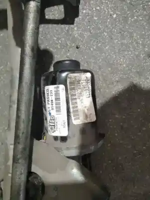 İkinci el araba yedek parçası ÖN SILECEK MOTORU için OPEL MERIVA  OEM IAM referansları 91498233  CAJA 26
