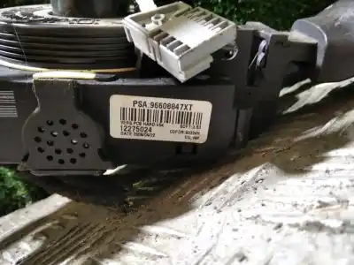 Pezzo di ricambio per auto di seconda mano comando multifunzione per citroen c3 (f desde 11/2001) 1.1 8v riferimenti oem iam 96608847xt  12275024