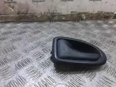 Автозапчасти б/у левая передняя наружная ручка за RENAULT CLIO II FASE II (B/CB0) Base Authentique 65 CV / 48 KW ссылки OEM IAM 8200028994  