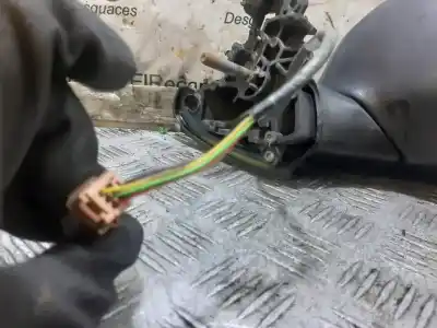 Автозапчасти б/у задний вид справа за CITROEN C-ELYSÉE Exclusive ссылки OEM IAM 021265 5 PINS 