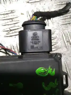 Pezzo di ricambio per auto di seconda mano Serratura Porta Anteriore Sinistra per AUDI A6 C5 AVANT (4B5, 4B6) 2.5 TDI Riferimenti OEM IAM 1J0973715  