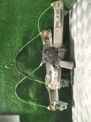 Автозапчастина б/у регулятор переднього правого скла для opel corsa d catch me посилання на oem iam 72005001  