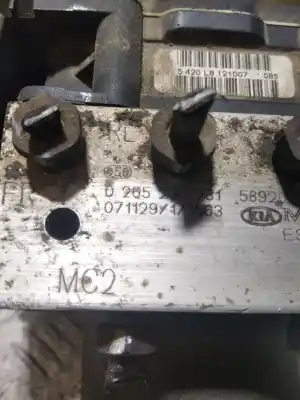 Peça sobressalente para automóvel em segunda mão abs por kia cee'd fastback (ed) 1.6 crdi 115 referências oem iam 0265230231  589201h650