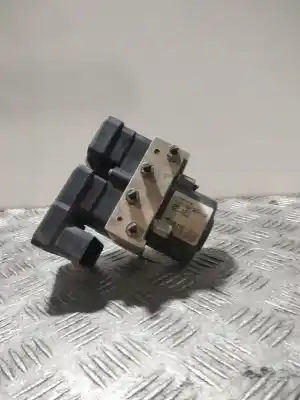 Peça sobressalente para automóvel em segunda mão abs por toyota yaris active referências oem iam 445100d110  895410d060