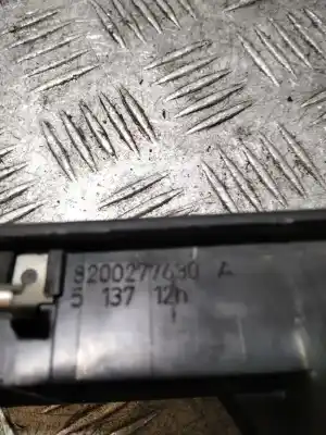 Second-hand car spare part left front power window switch for renault modus confort dynamique oem iam references 8200277630a  