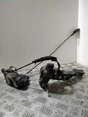 Second-hand car spare part LEFT FRONT DOOR LOCK for RENAULT MODUS  OEM IAM references   