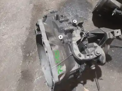 Pezzo di ricambio per auto di seconda mano riduttore per ford focus lim. black&red riferimenti oem iam cv6r7002pf  palet 8061