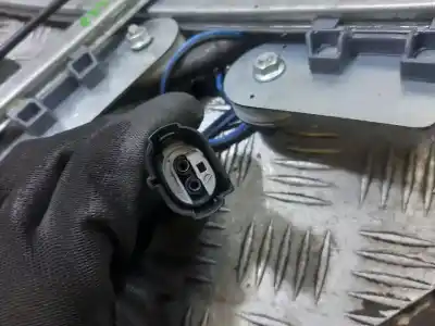 Peça sobressalente para automóvel em segunda mão elevador de vidros dianteiro direito por bmw mini (r50,r53) one referências oem iam  2 pins 