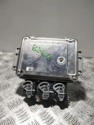 Автозапчастина б/у ебу контролер двигуна для RENAULT ESPACE IV (JK0) Dynamique Посилання на OEM IAM 8200311550  0281012058