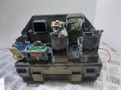 Second-hand car spare part fuse box unit for dodge journey r/t oem iam references 04692290ac