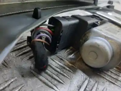 Second-hand car spare part driver left window regulator for renault clio iii pack authentique oem iam references 8200291148c  