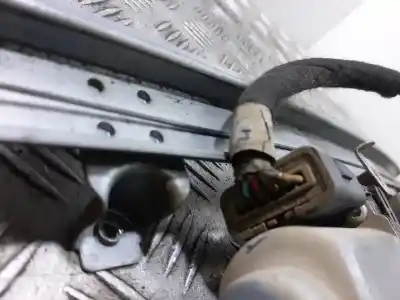 Second-hand car spare part driver left window regulator for nissan note (e11e) acenta oem iam references 119207  